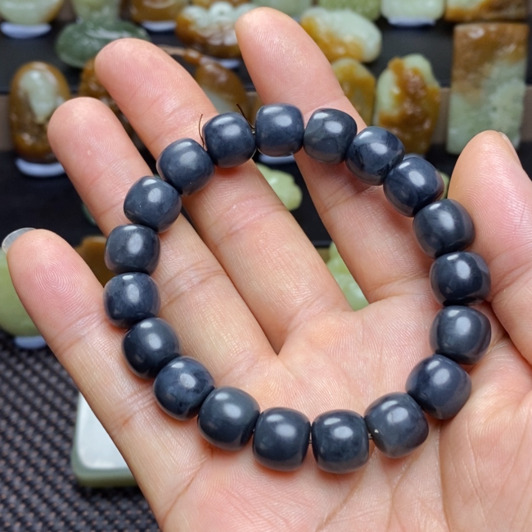 和田玉未镶嵌吊坠(不含链)