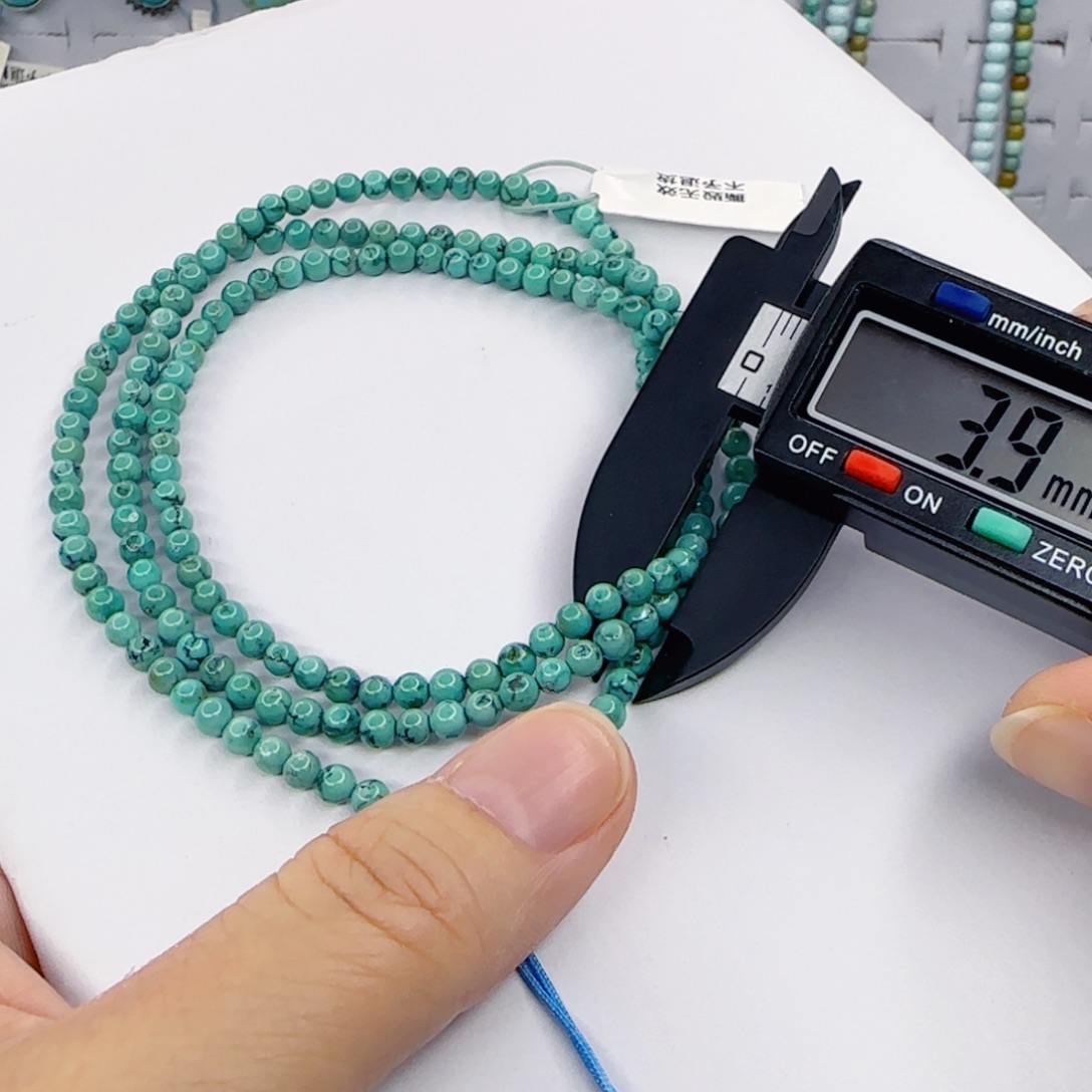 绿松石未镶嵌颈饰