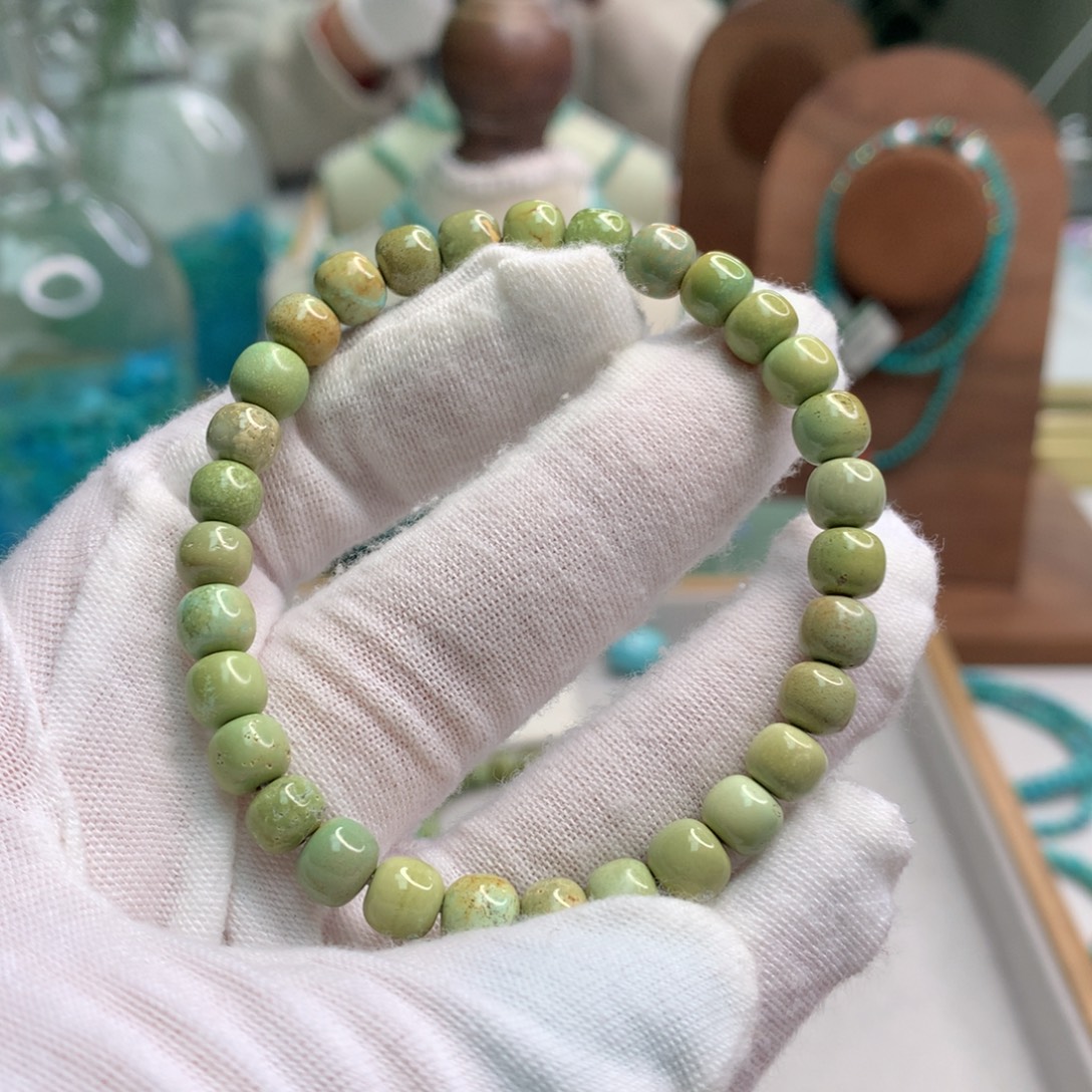 绿松石未镶嵌饰品