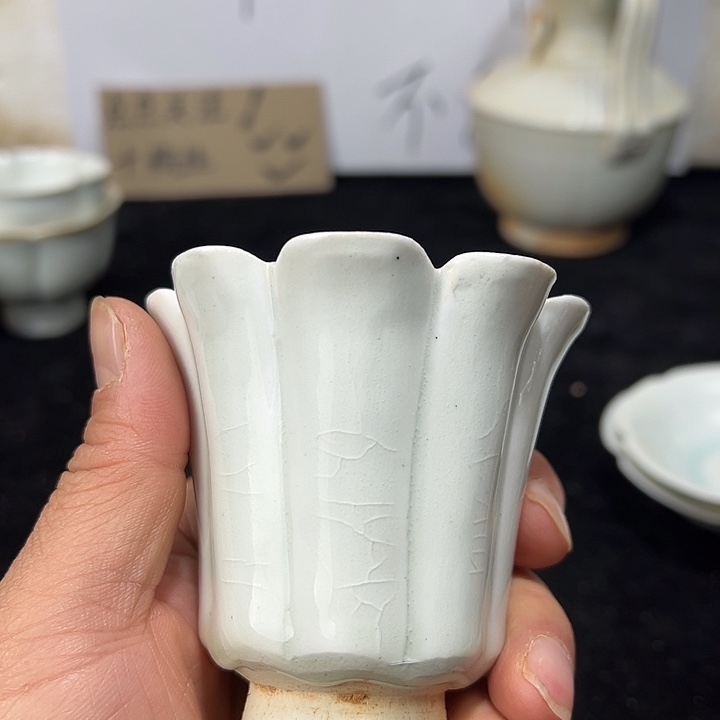 陶其他青白瓷花口杯
