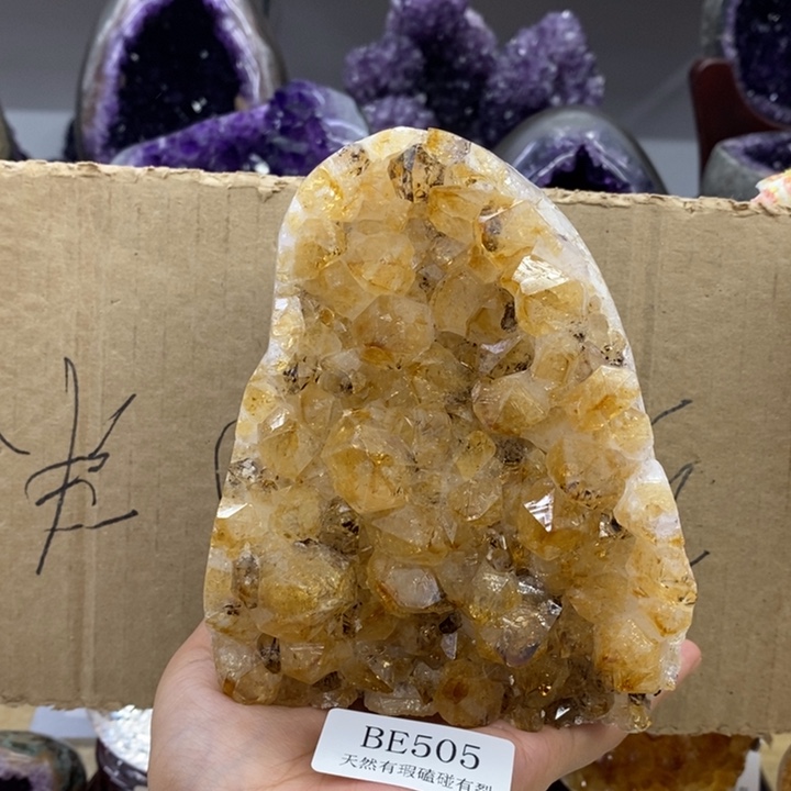 未镶嵌水晶大型摆件（非配饰）