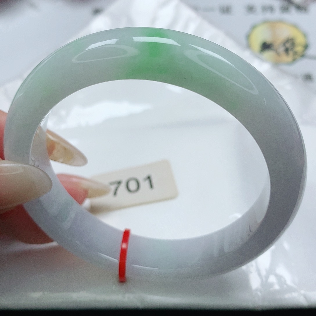 翡翠手镯未镶嵌缅甸天然A货翡翠