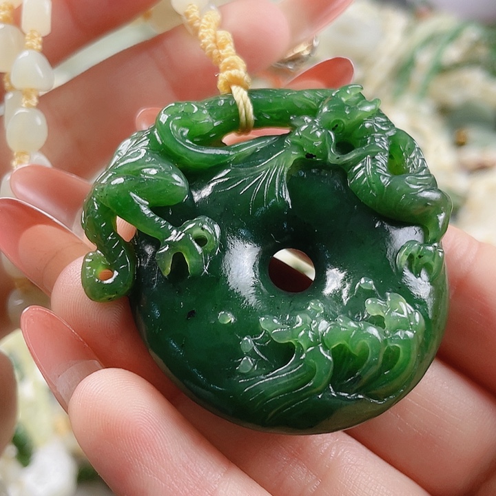 未镶嵌和田玉挂件