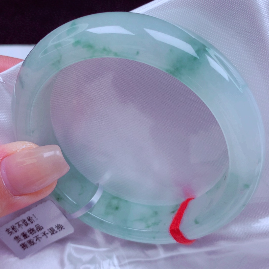 翡翠未镶嵌手镯手镯