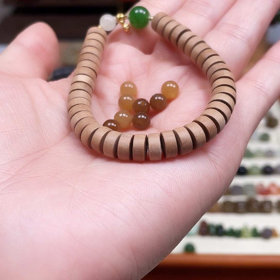 非洲檀香无事牌檀香木卡1.0单圈手串
