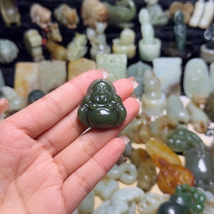 和田玉（糖玉）未镶嵌颈饰