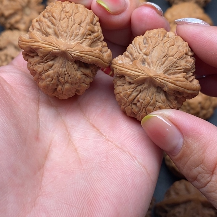 文玩核桃吊坠圆梦34