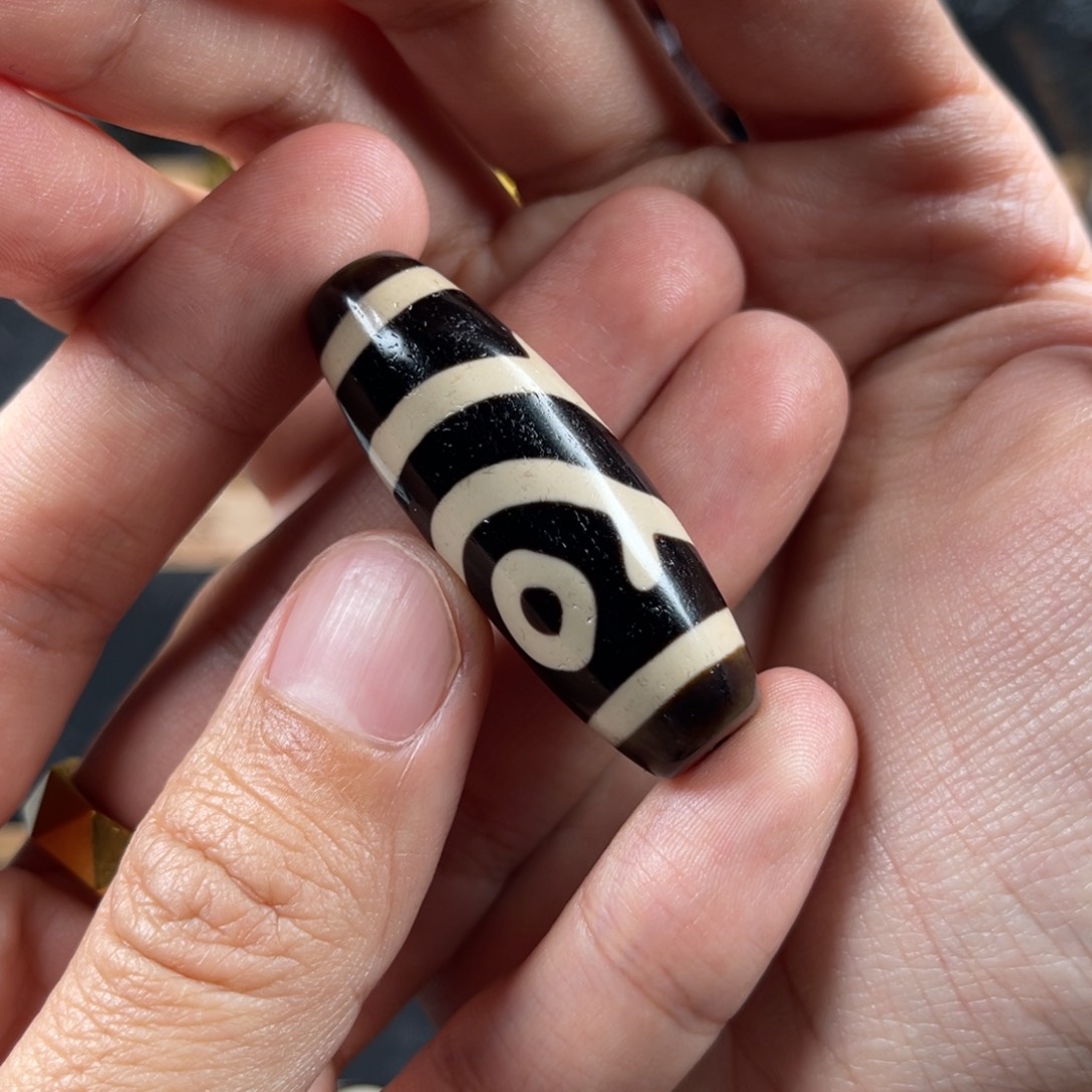 玛瑙/玉髓颈饰未镶嵌N****Q