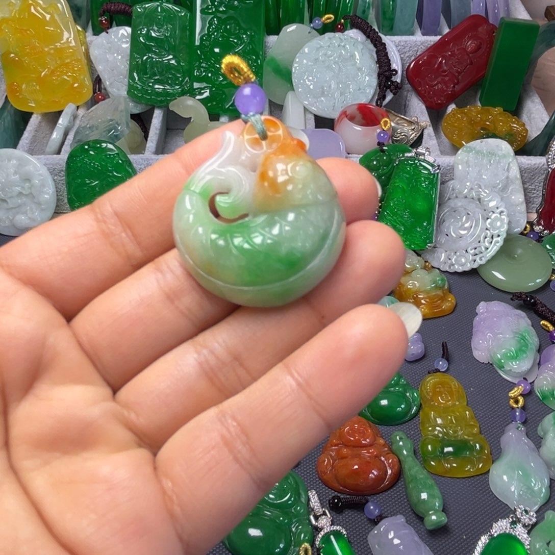 翡翠未镶嵌手链翡翠未镶嵌颈饰手饰挂件