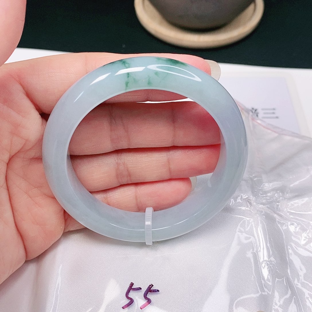 【闪购商品】翡翠手镯未镶嵌正圈