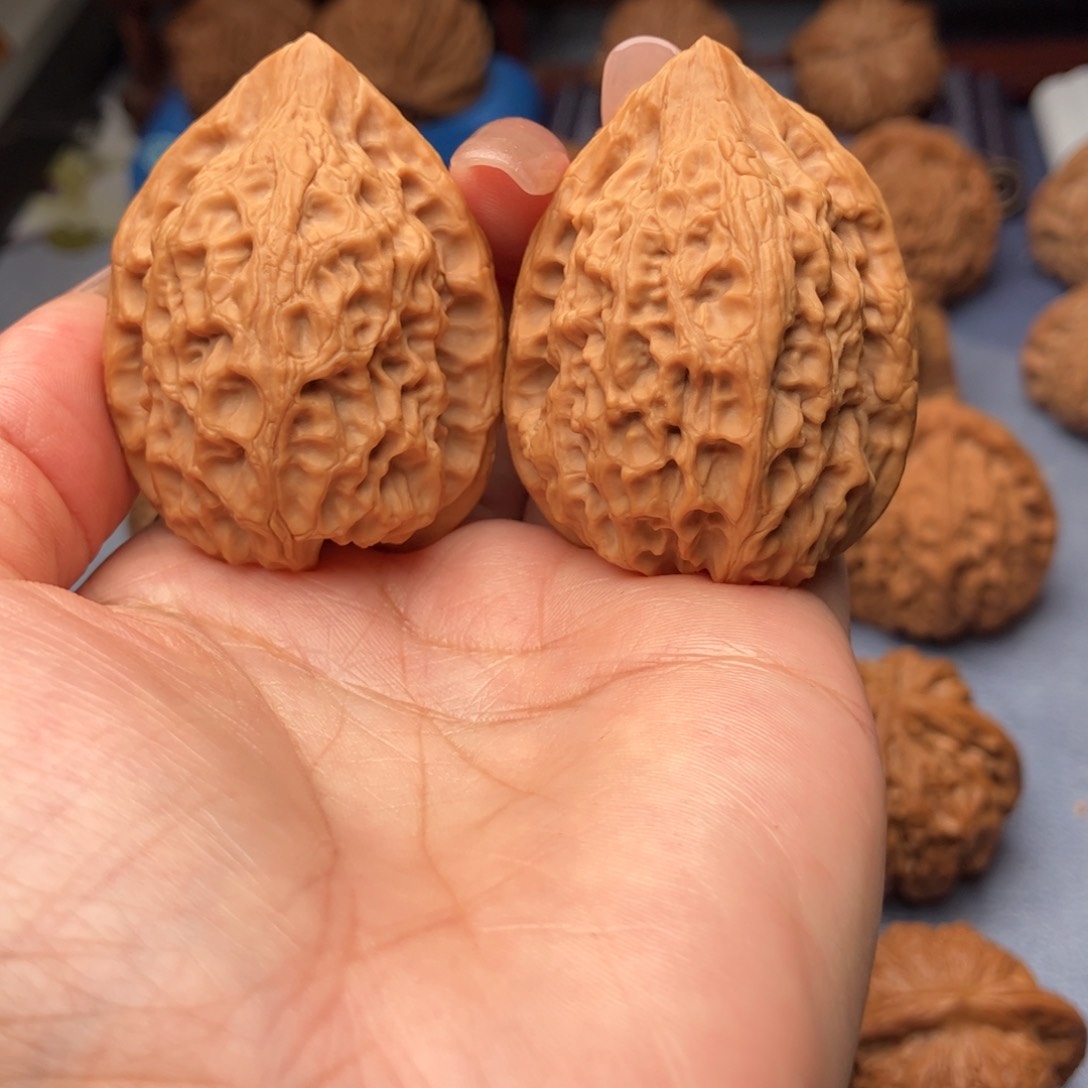 文玩核桃把件沈阳鸡心34