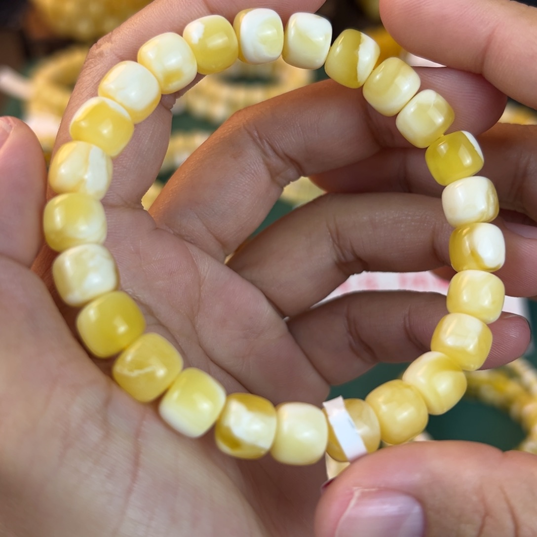 琥珀裸石未镶嵌hhhjjjjjjjjj