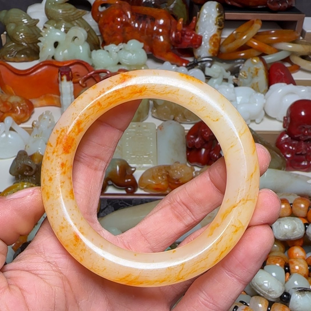 一***玩和田玉未镶嵌颈饰