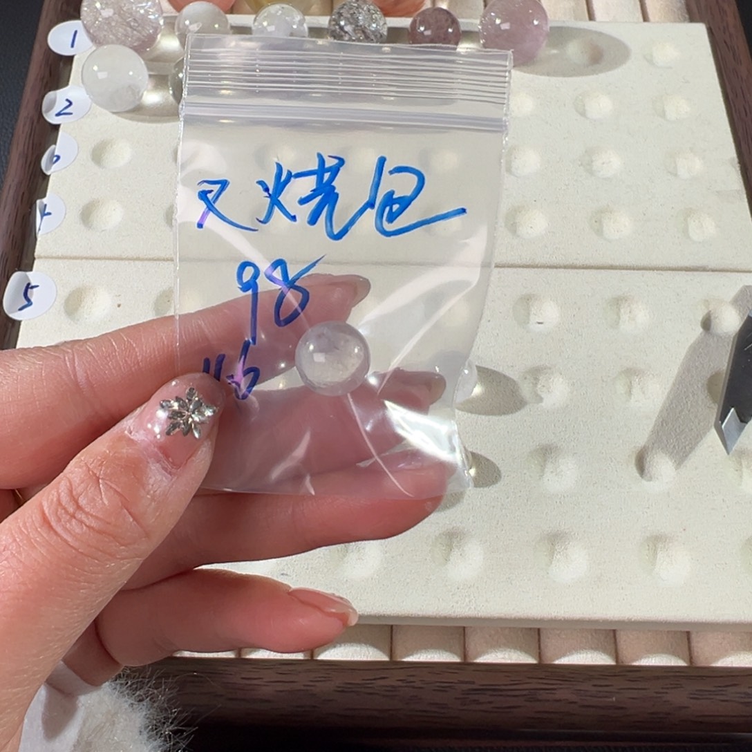 叉***包珠宝半成品紫晶未镶嵌