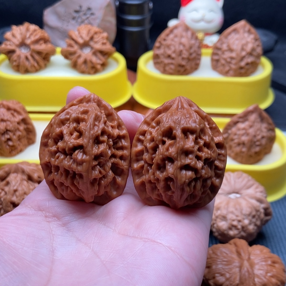 吊坠文玩核桃红莲