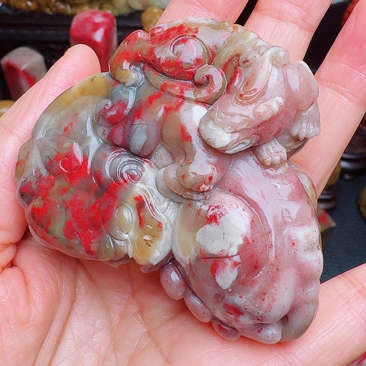 昌化鸡血石昌化鸡血精品把件