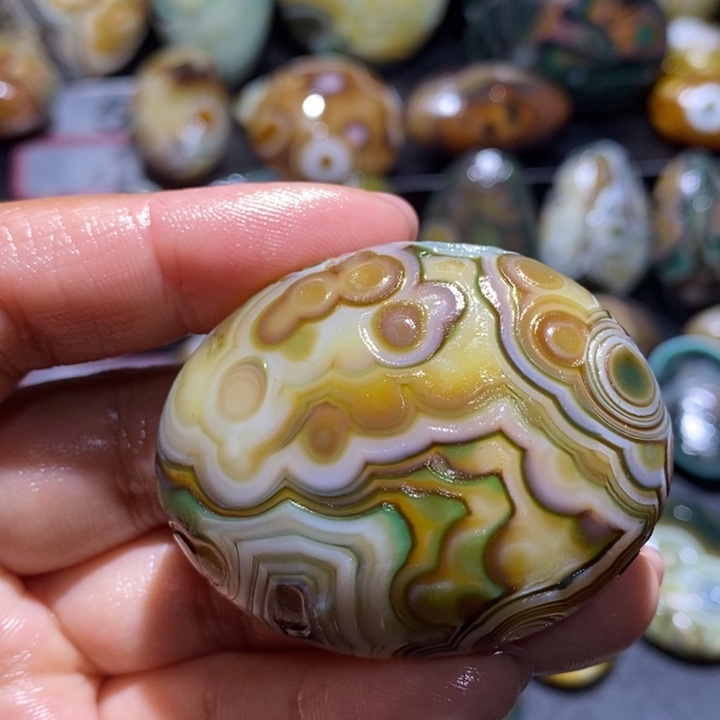 玛瑙/玉髓未镶嵌珠宝奇石13