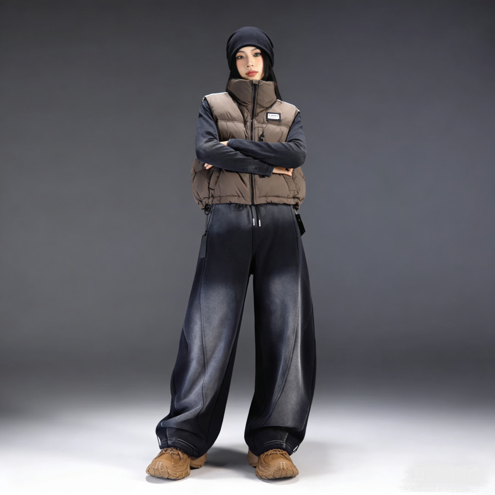 白鸭绒羽绒马甲搭配松紧腰渐变加绒弯刀裤阔腿裤两件套