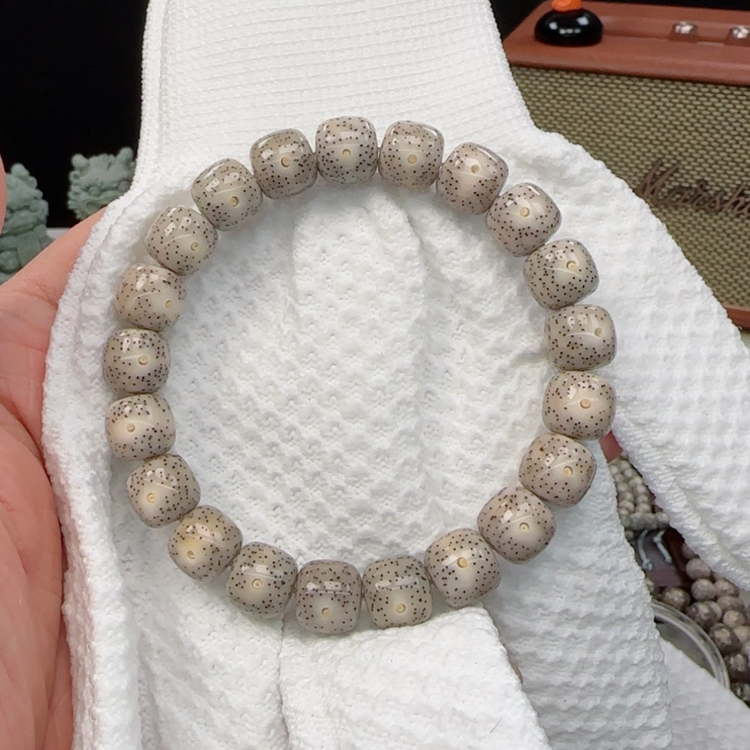 星月菩提手串小**针尖星10*9