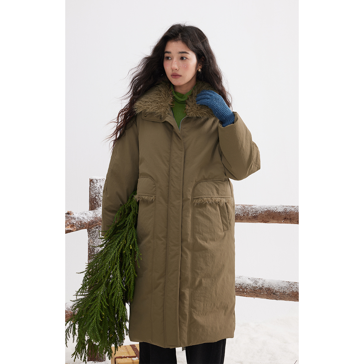 solighter 90白鸭绒可拆卸毛领派克羽绒服女5I1212Y12X3