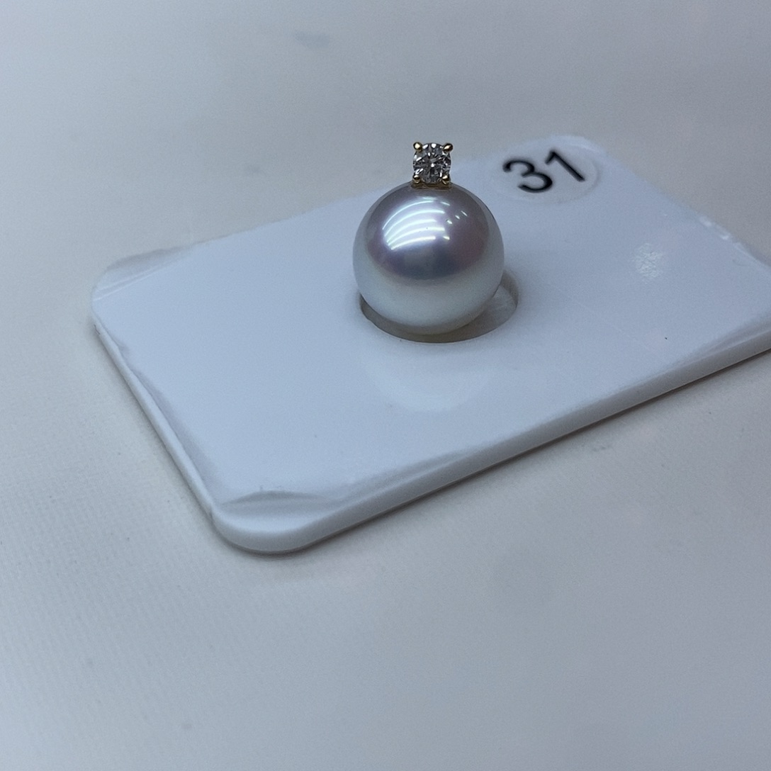 海水珍珠颈饰18K金镶嵌