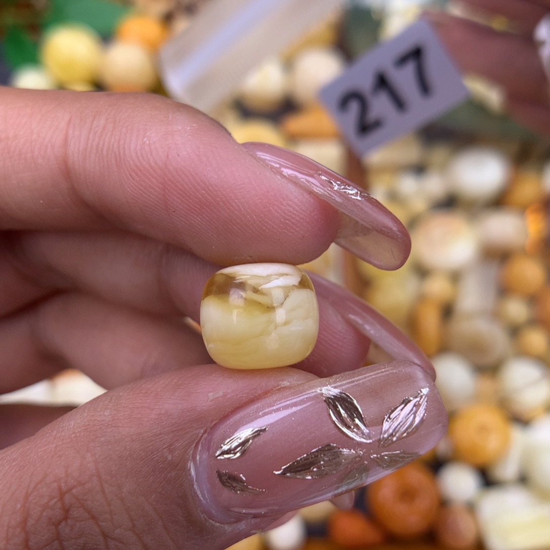 琥珀珠宝奇石未镶嵌11