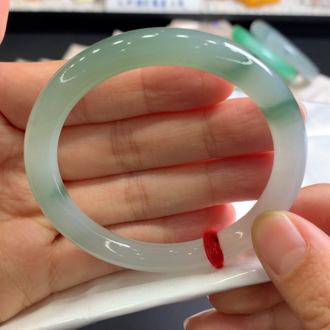 翡翠未镶嵌手镯14号美人条