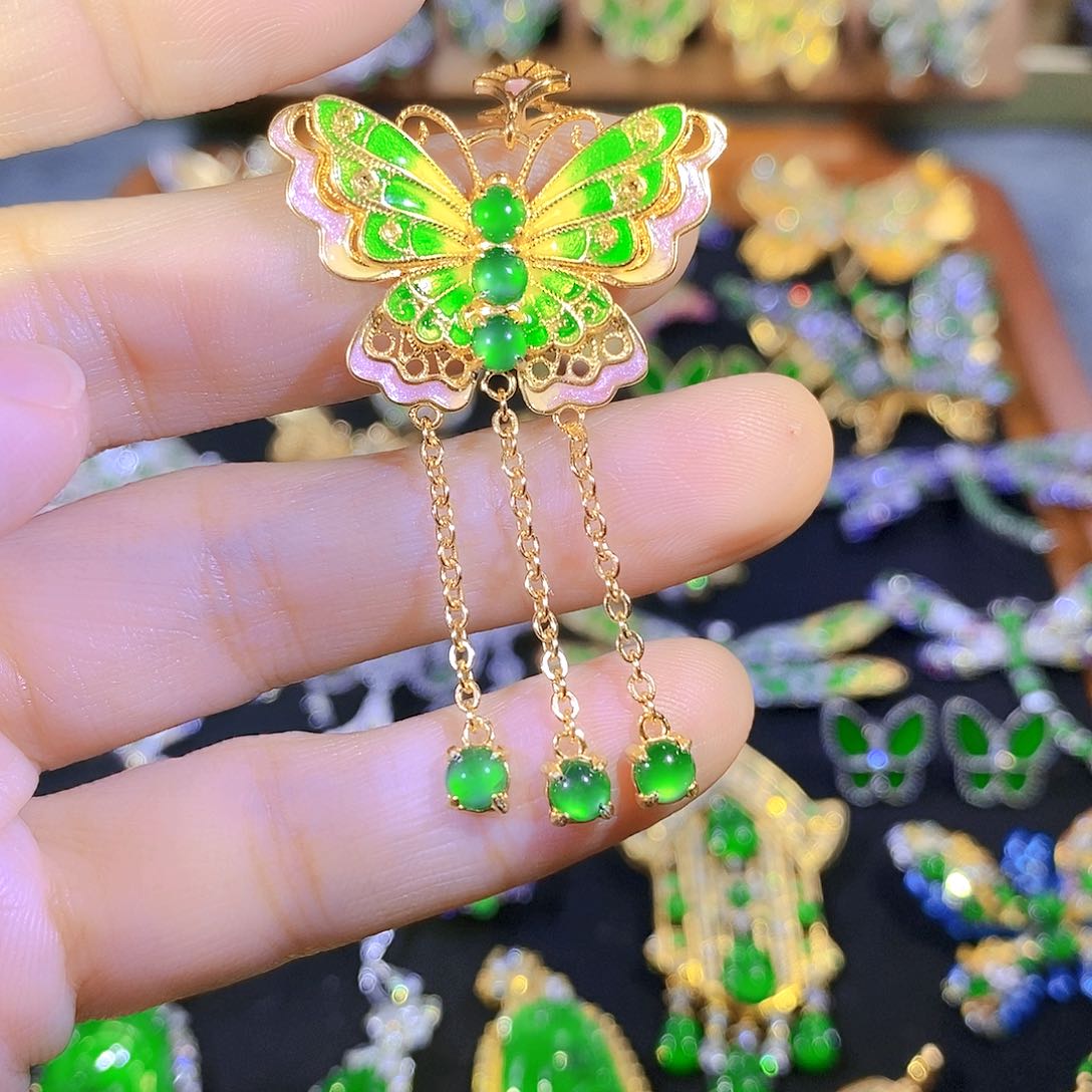 颈饰银S925镶嵌翡翠