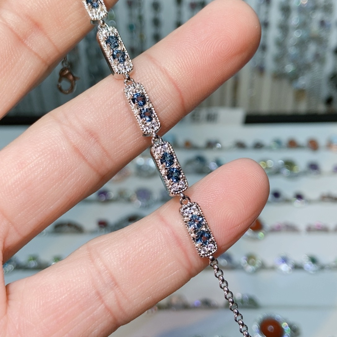 绿水晶戒指银S925镶嵌