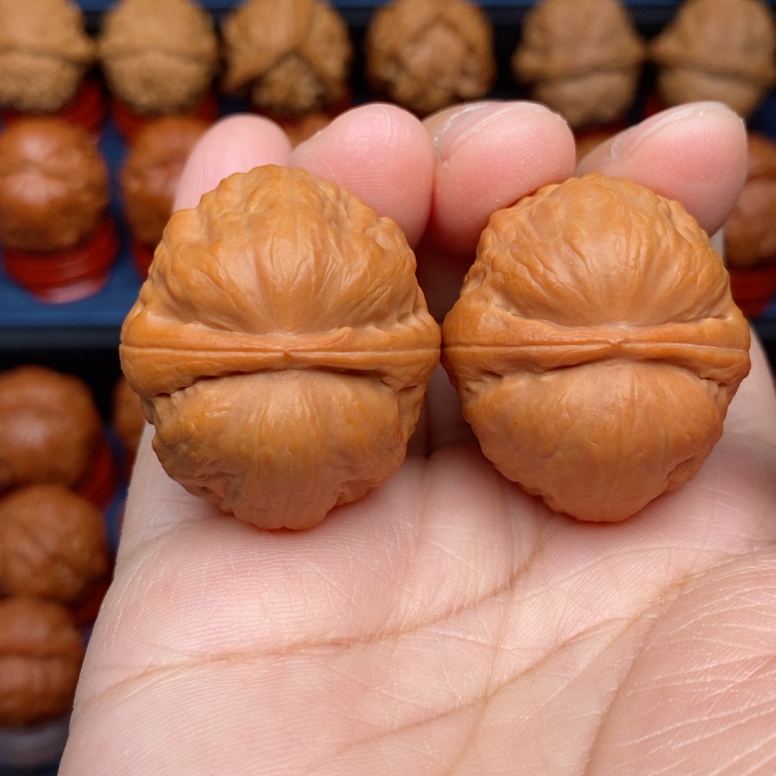 把件文玩核桃手捻野生精品至尊蟾