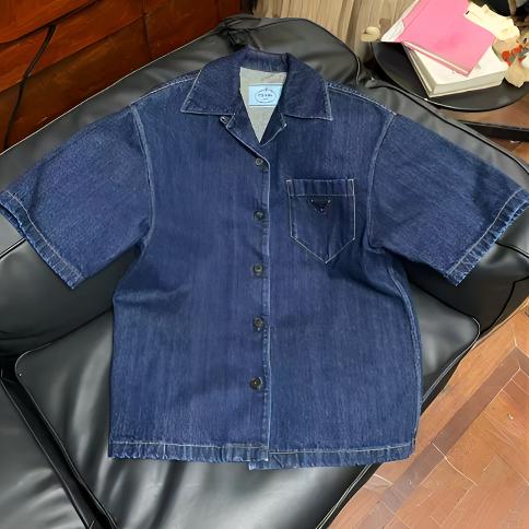 全新未使用 Prada/普拉达 积分-288汤/P205438722/牛仔短袖外套