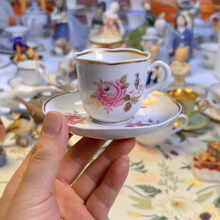 摆件欧洲中古瓷器编号20（西班牙小摩卡）