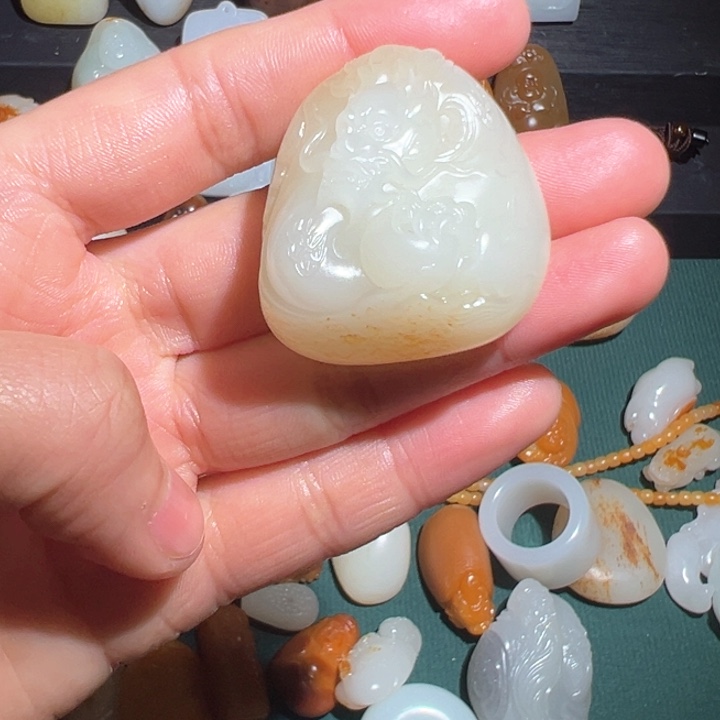 和田玉挂件未镶嵌成*