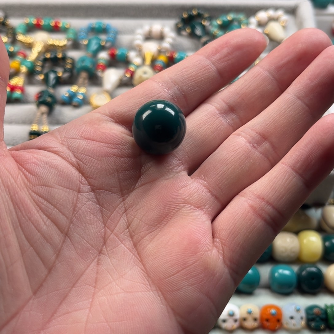 l***8琉璃颈饰琉璃配饰18