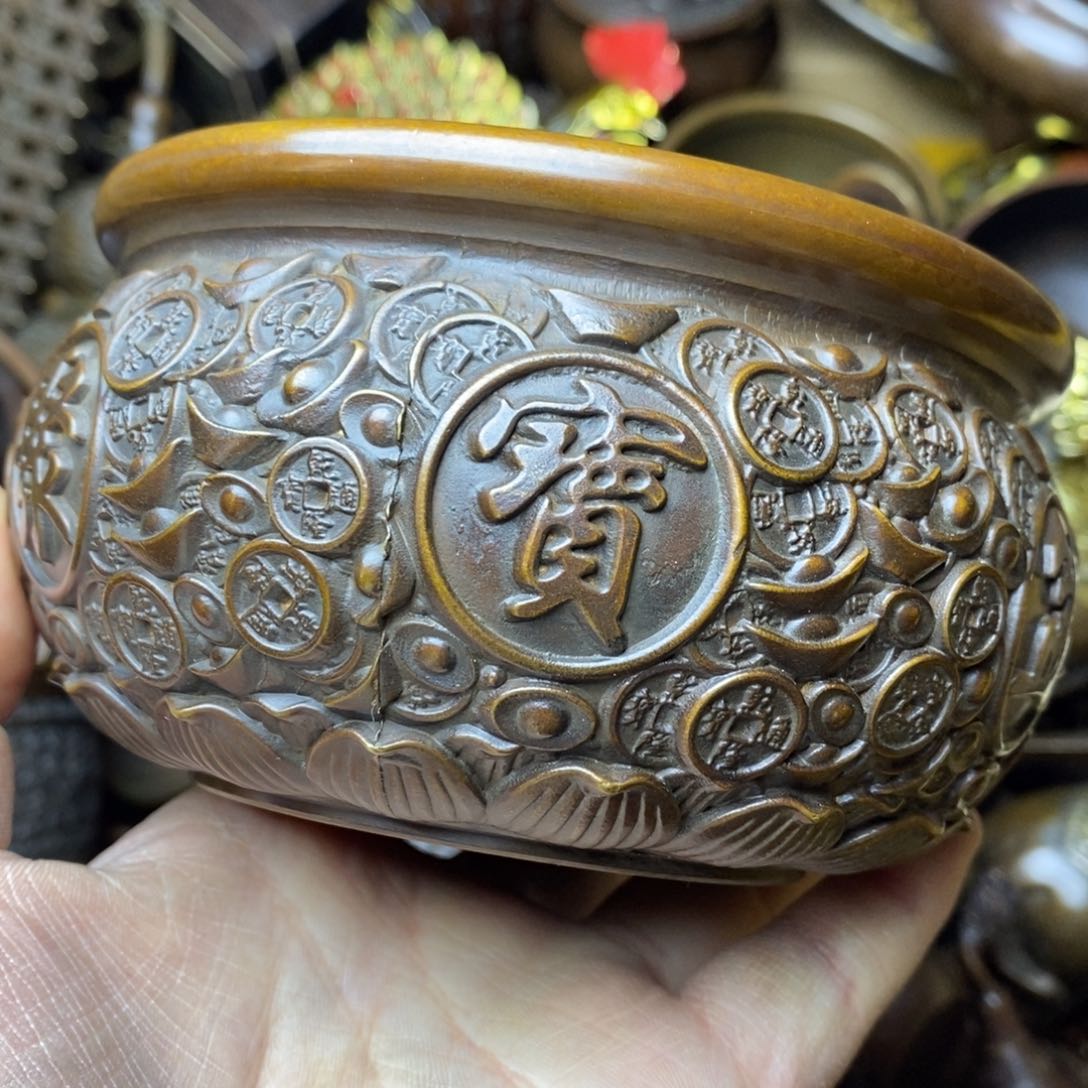 精美铜器，做工精致