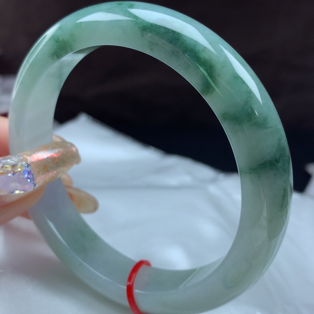 翡翠手镯未镶嵌12096，