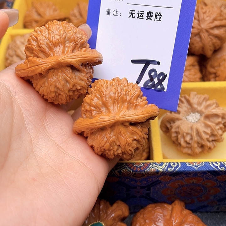 把件文玩核桃M***王文玩核桃金麒麟88