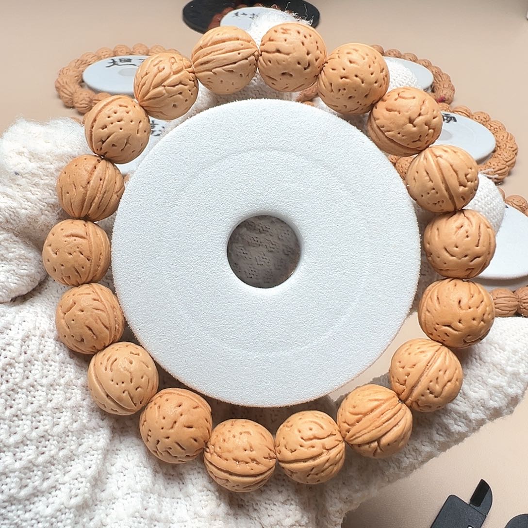 手串桃核1.4光头强