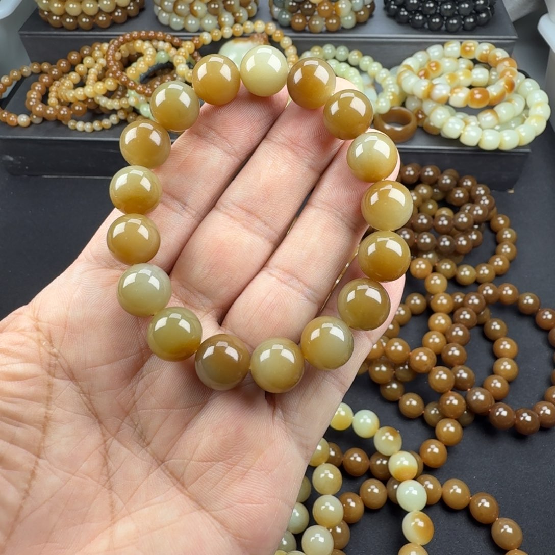 和田玉未镶嵌手链