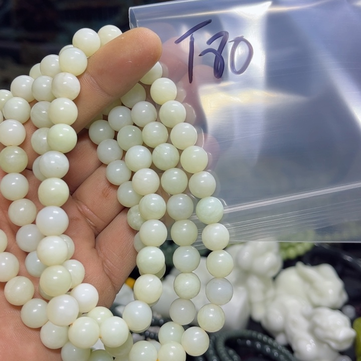 蛇纹石玉项链未镶嵌挣*