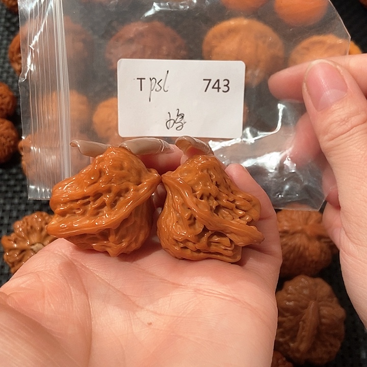 文玩核桃吊坠盘山小鸟