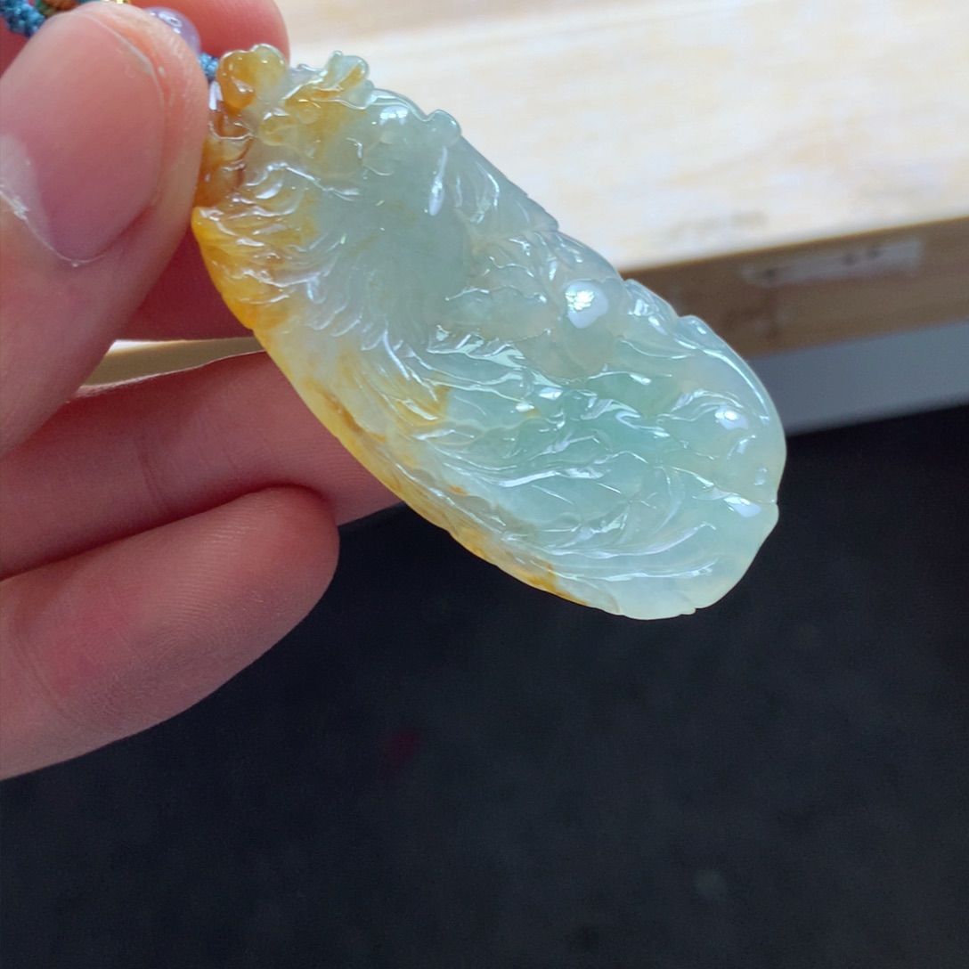 翡翠颈饰未镶嵌吊坠