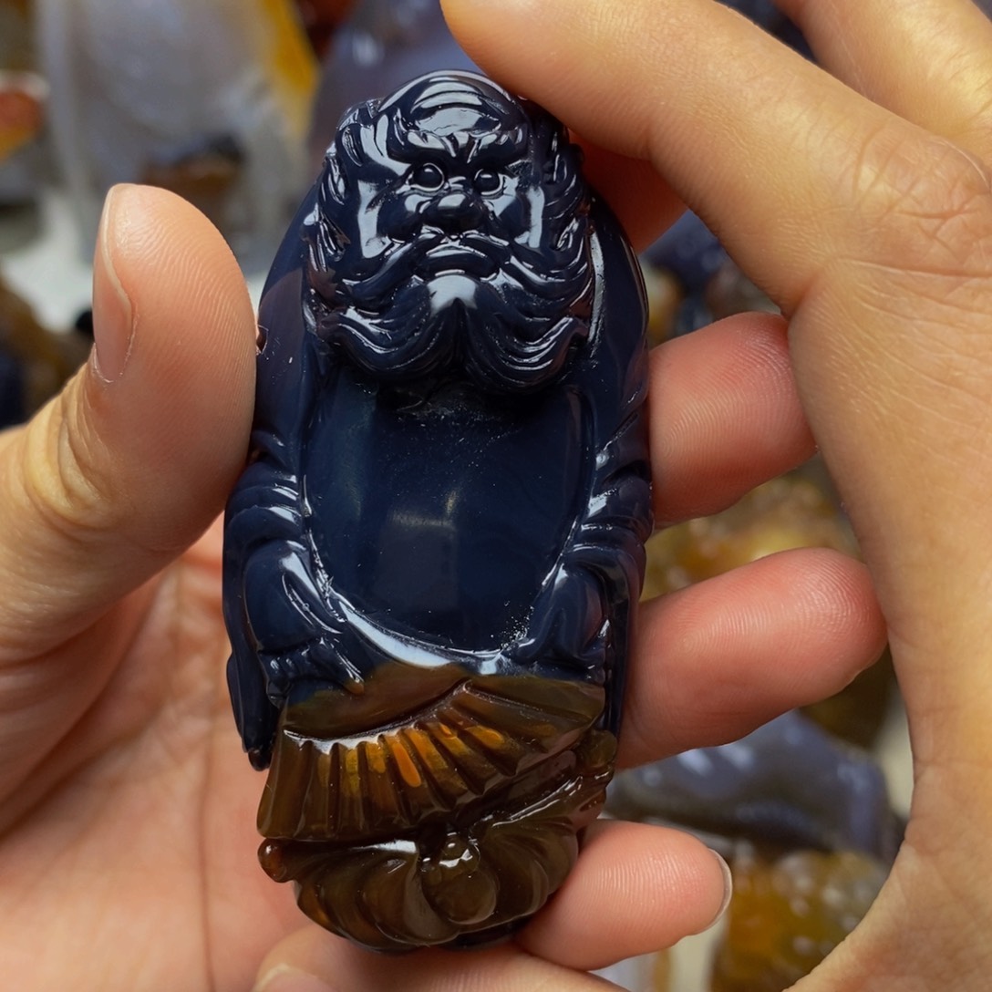 玛瑙/玉髓手把件未镶嵌