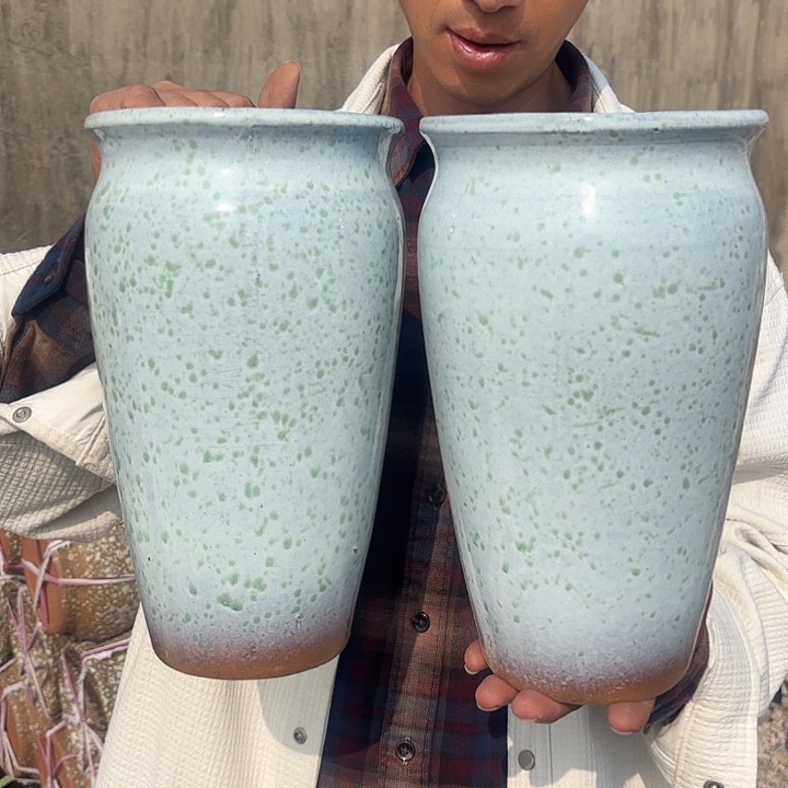 白点两个色15高度27