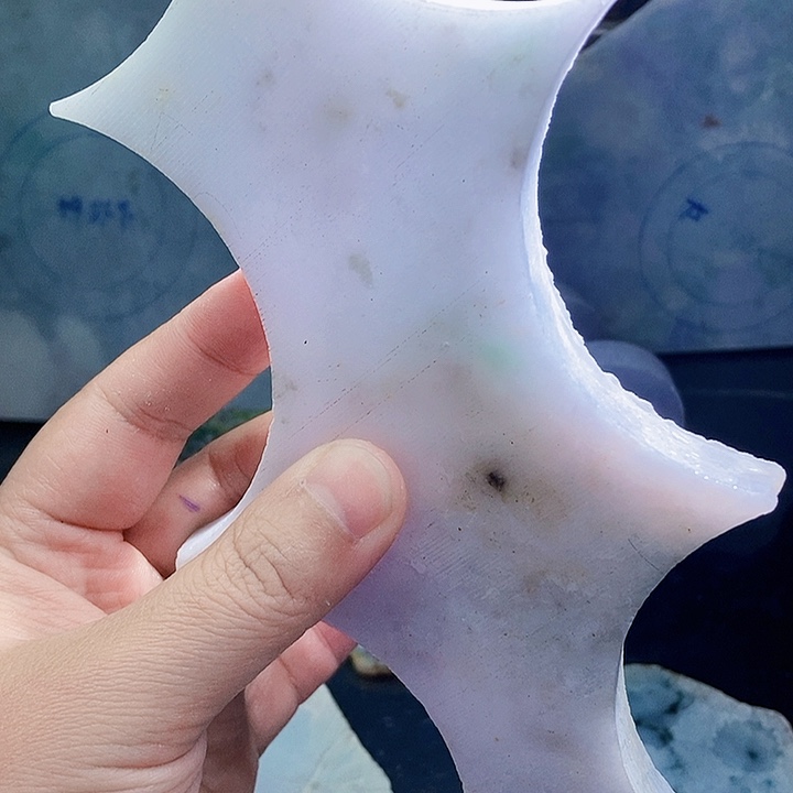 翡翠未镶嵌颈饰毛料32