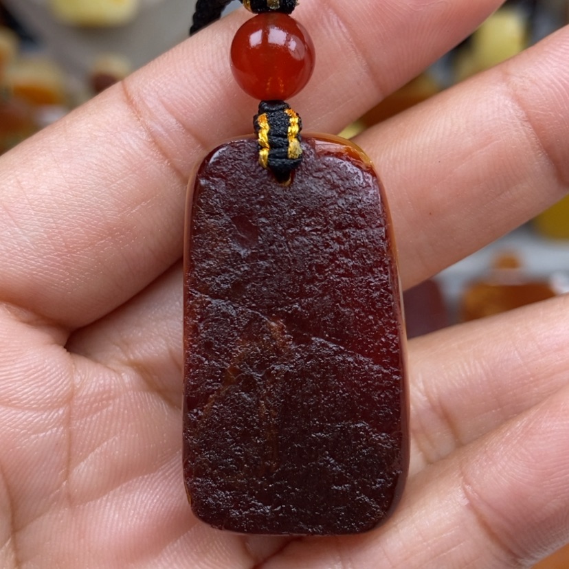 【闪购商品】琥珀颈饰未镶嵌