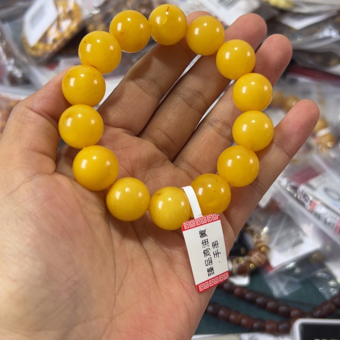 未镶嵌琥珀珠宝奇石749