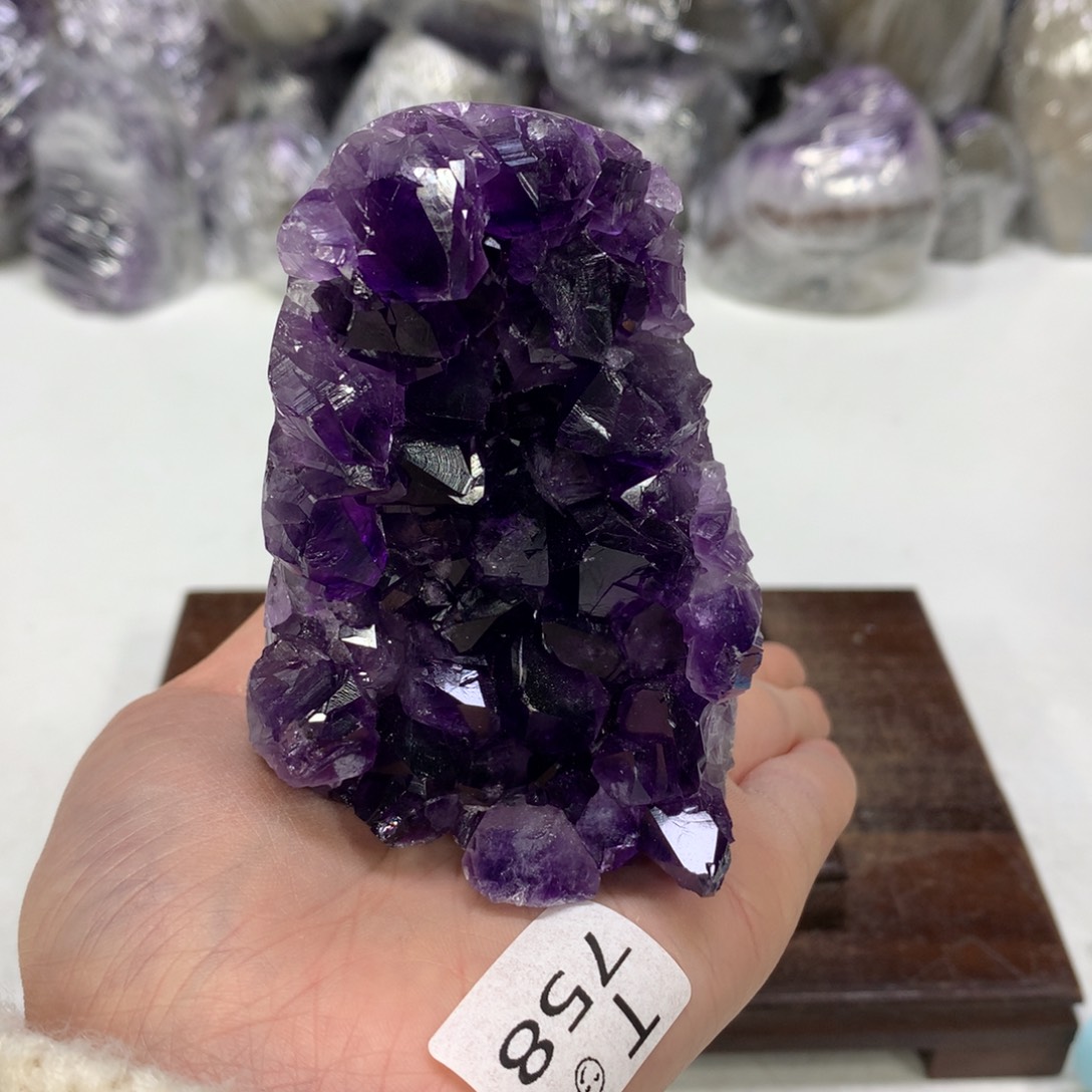 紫晶摆件未镶嵌水晶