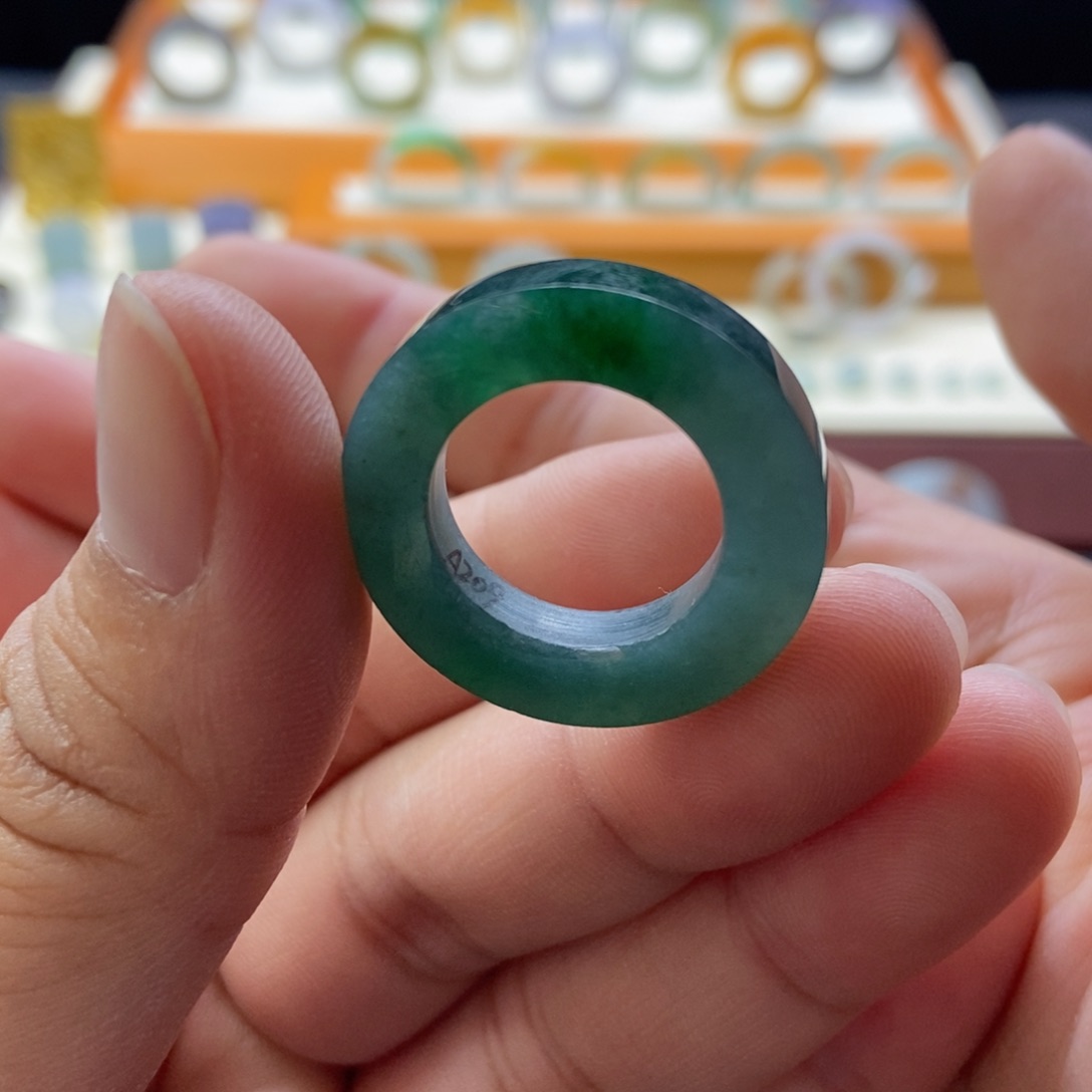 定制翡翠翡翠12-18号细条未镶嵌