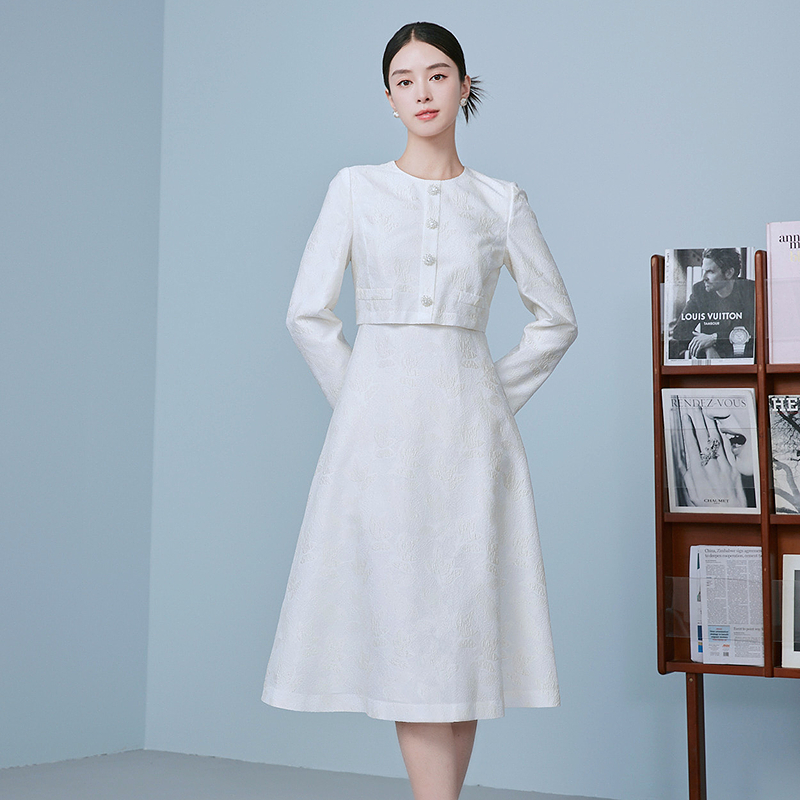 2025年早春新款精致百搭提花假两件连身裙显瘦-MOGA01WOP021